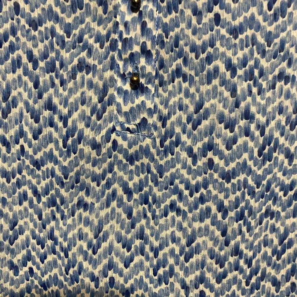 Liz Claiborne Blue & White Semi-Sheer Blouse | Long Sleeve Partial Button Top 1X - Picture 5 of 5